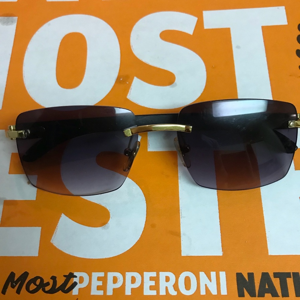 Black Cartier buffs